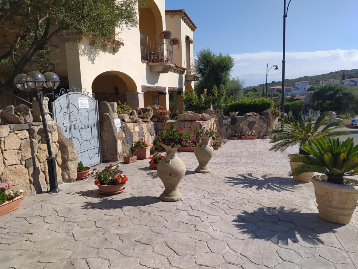 Antica Isola Bed & Breakfast Olbia Eksteriør bilde